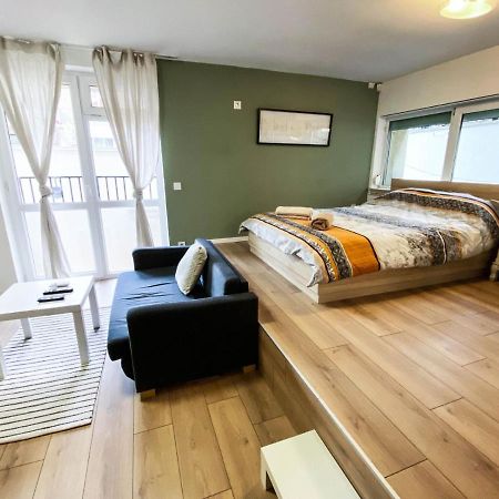 Stylish Apartment, Very Good Located! โซเฟีย ภายนอก รูปภาพ