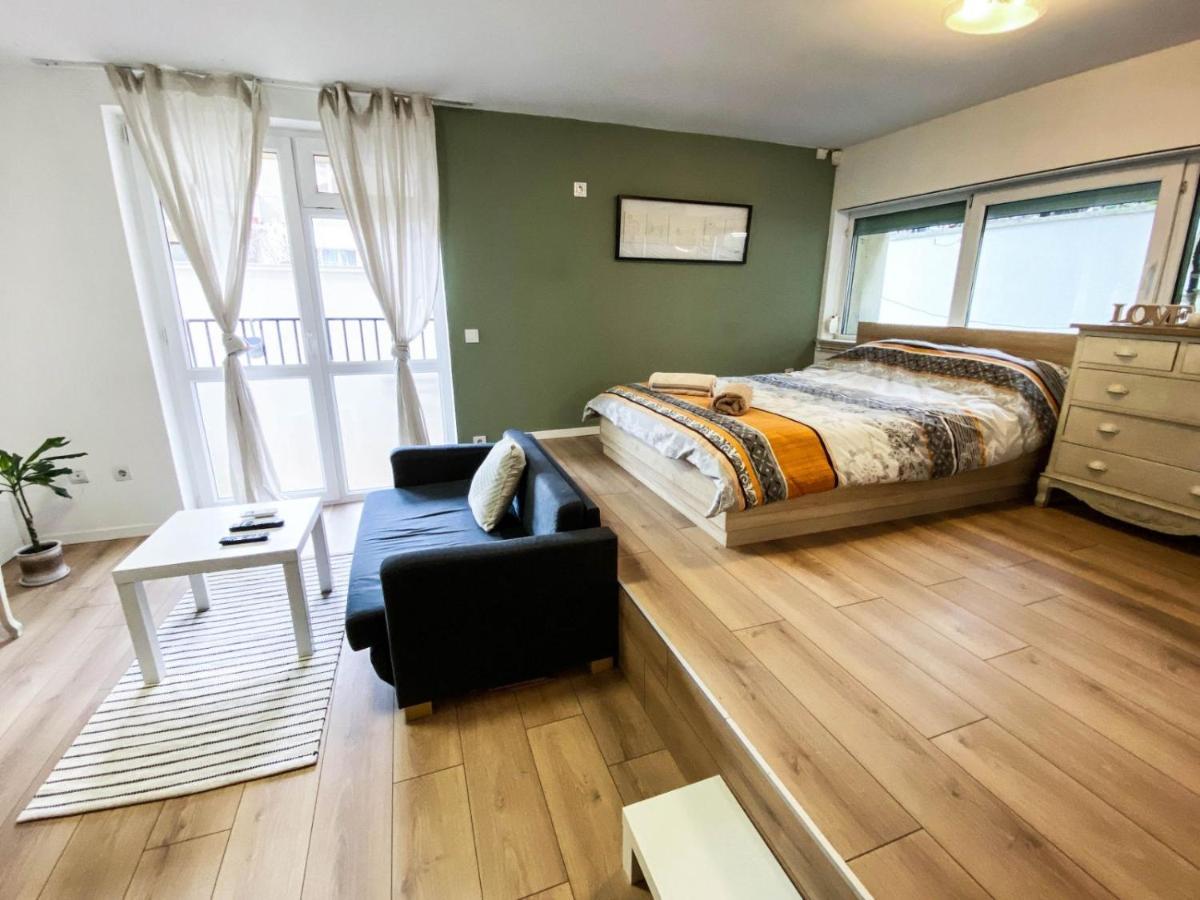 Stylish Apartment, Very Good Located! โซเฟีย ภายนอก รูปภาพ